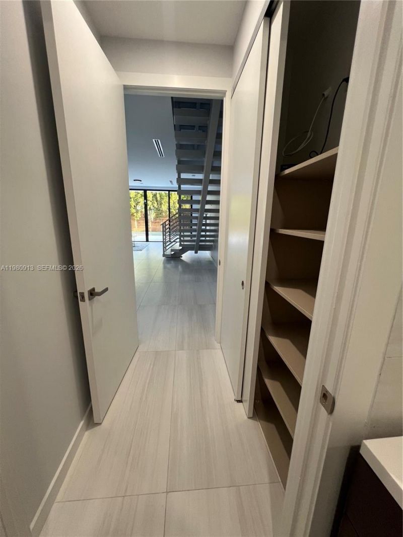 1533 SW 22 Terrace , Miami, FL 33145 Photo