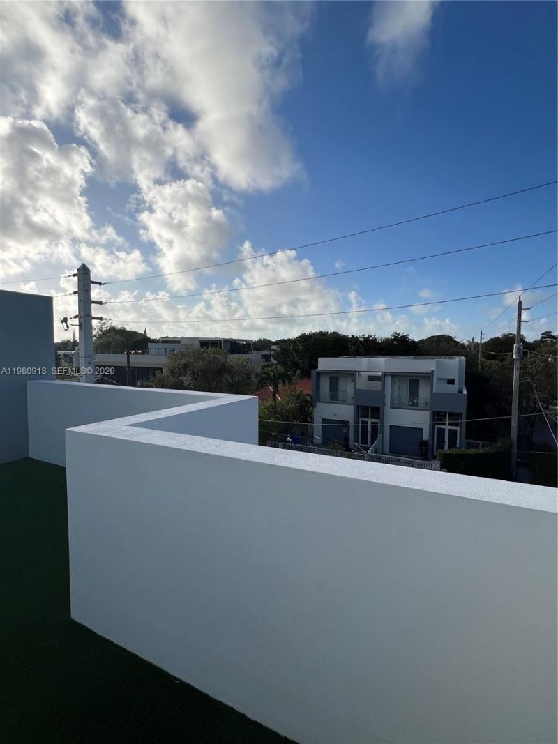 1533 SW 22 Terrace , Miami, FL 33145 Photo