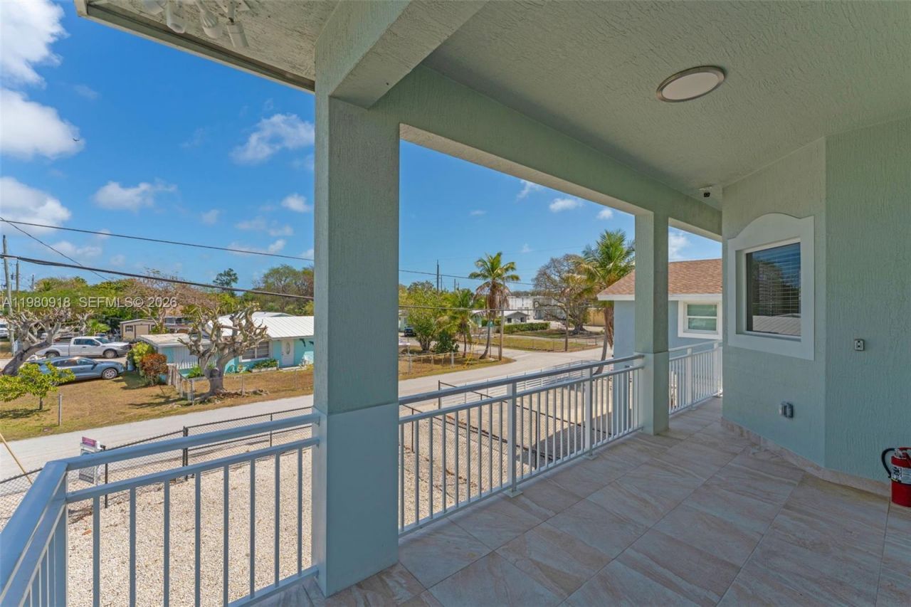 30 Coconut Dr , Key Largo, FL 33037 Photo