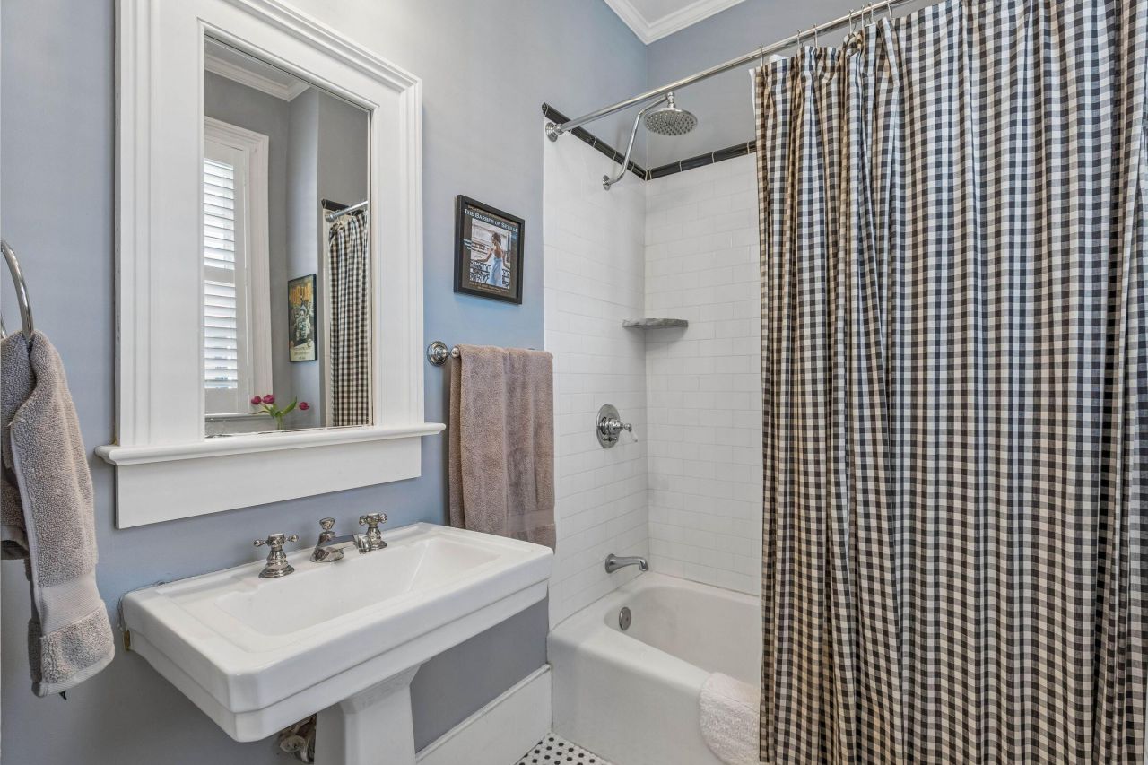 38 Savage Street Photo 39