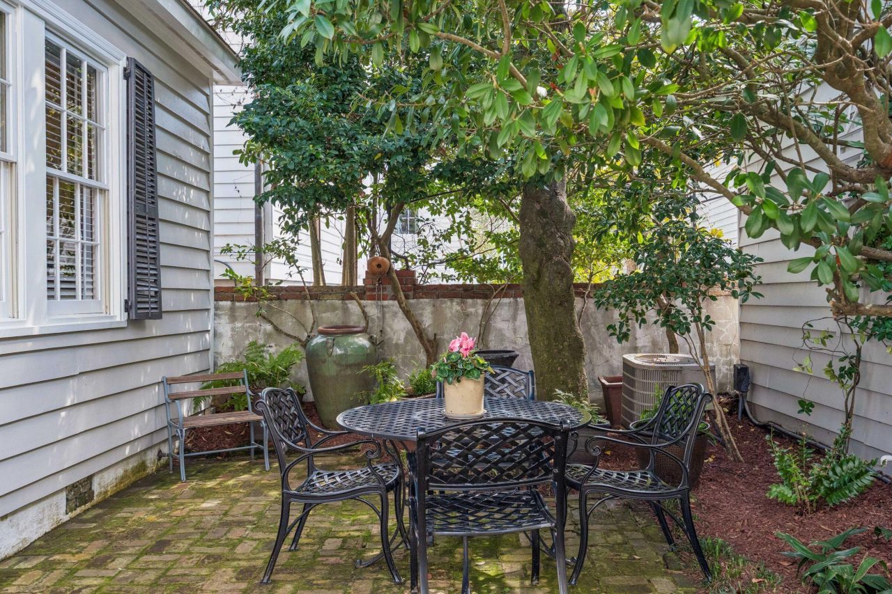 38 Savage Street Photo 42