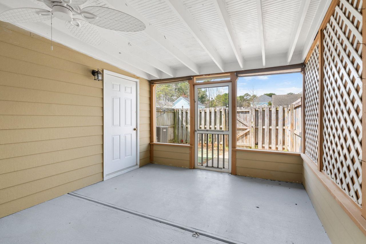 2935 Sweetleaf Lane Photo 14