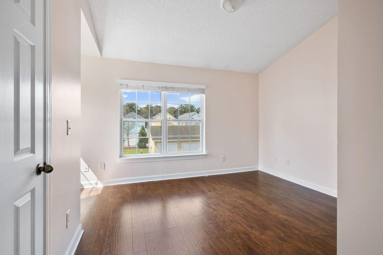 2935 Sweetleaf Lane Photo 15