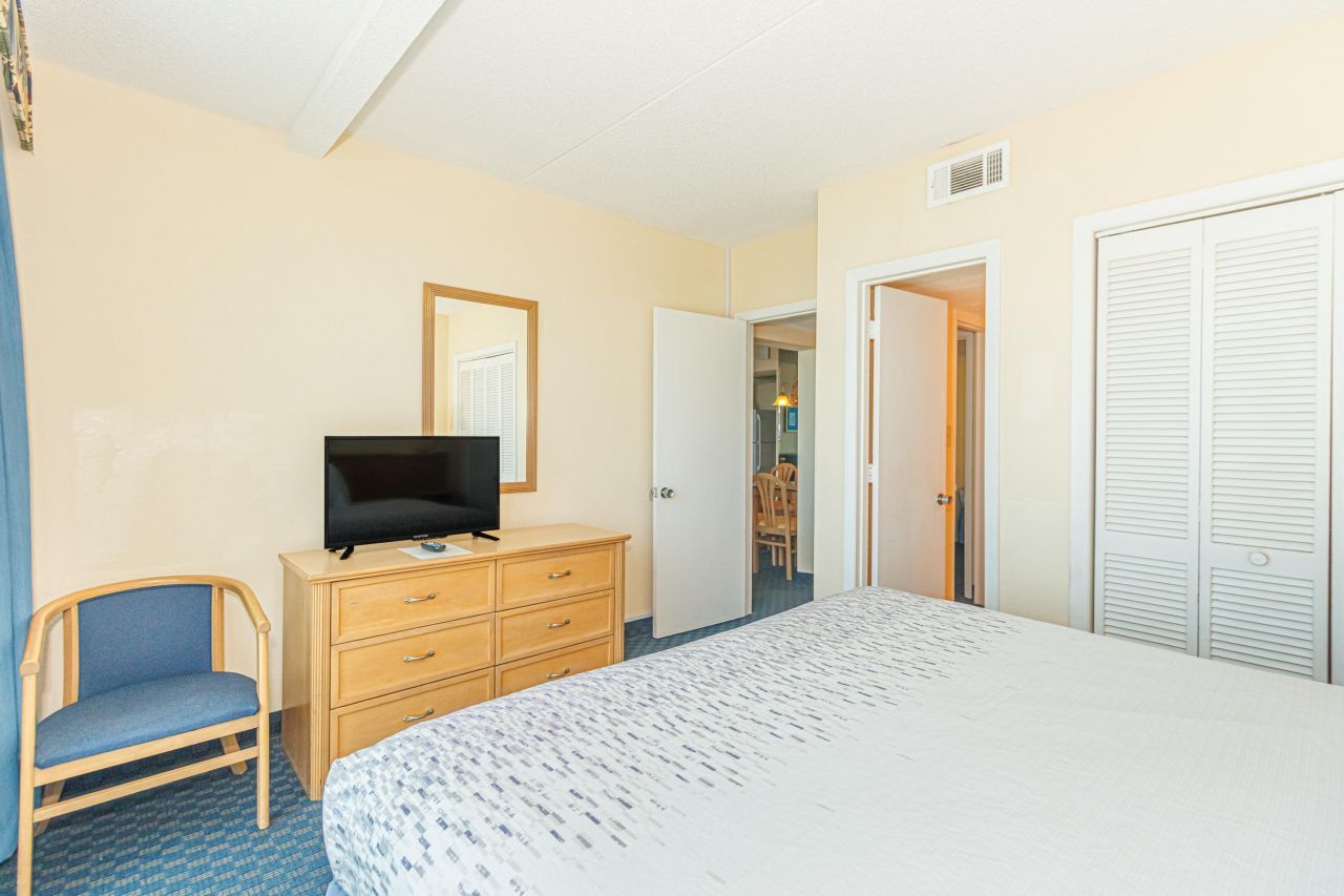 1304 N Ocean Blvd.  Photo 15