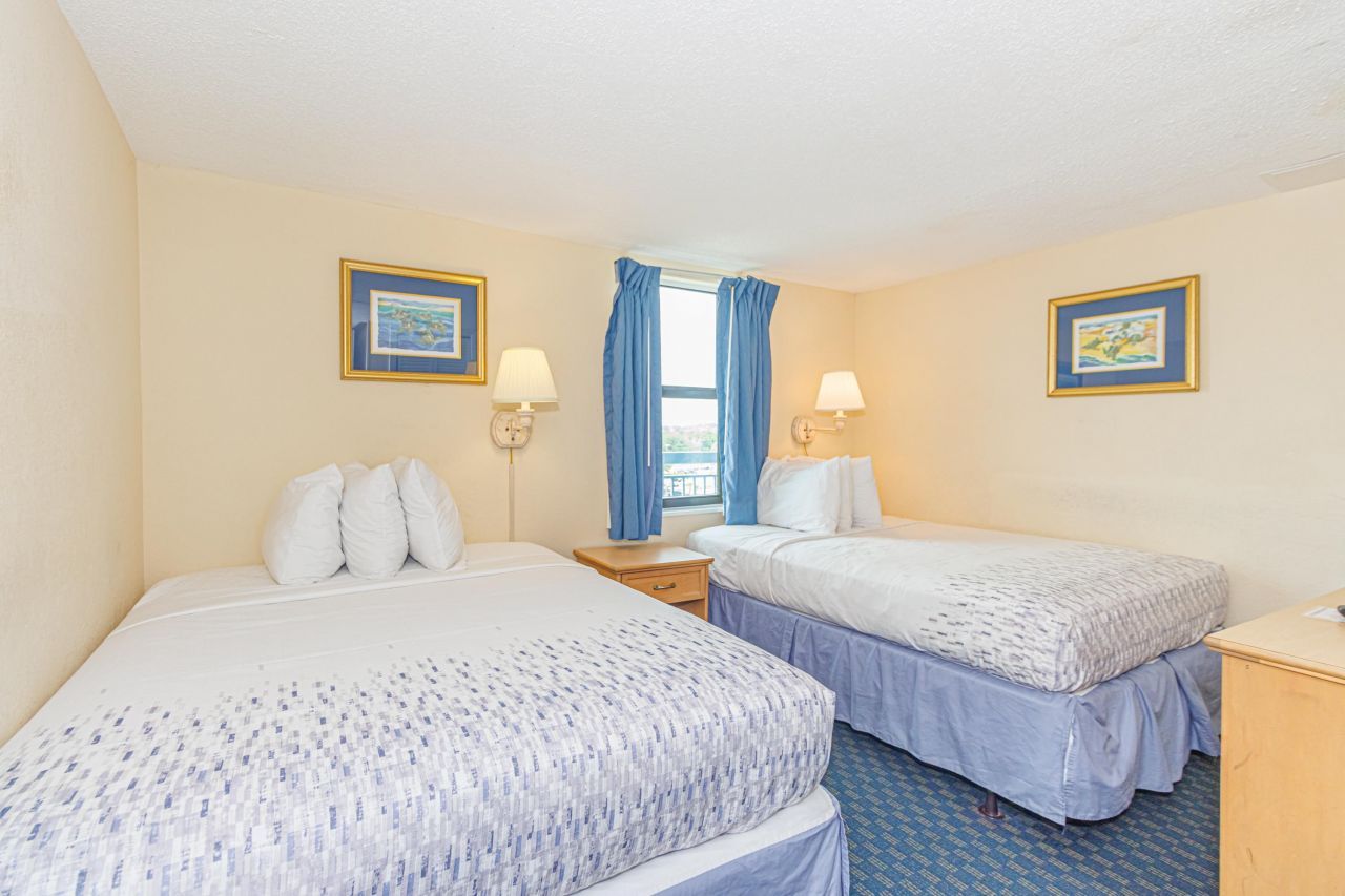 1304 N Ocean Blvd.  Photo 18