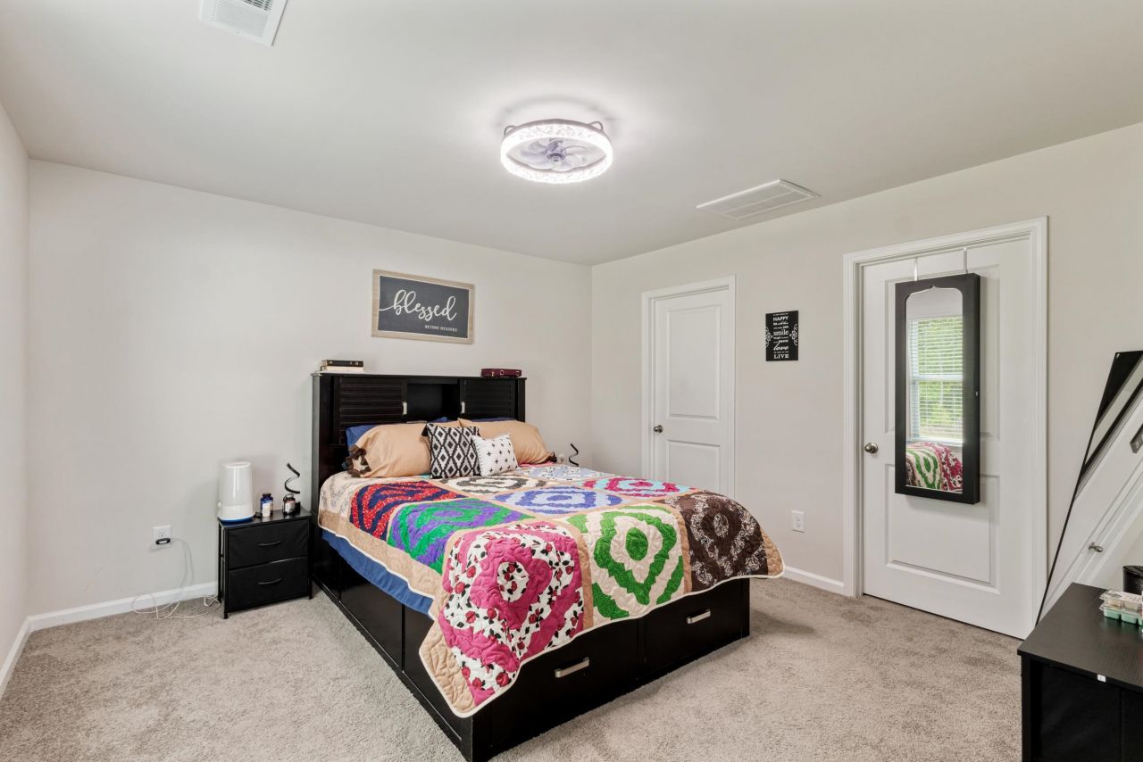 276 Country Grove Way Photo 15