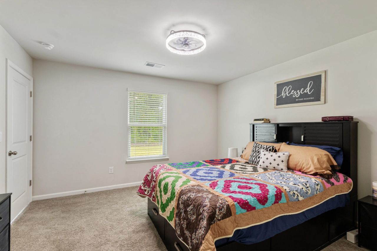 276 Country Grove Way Photo 16