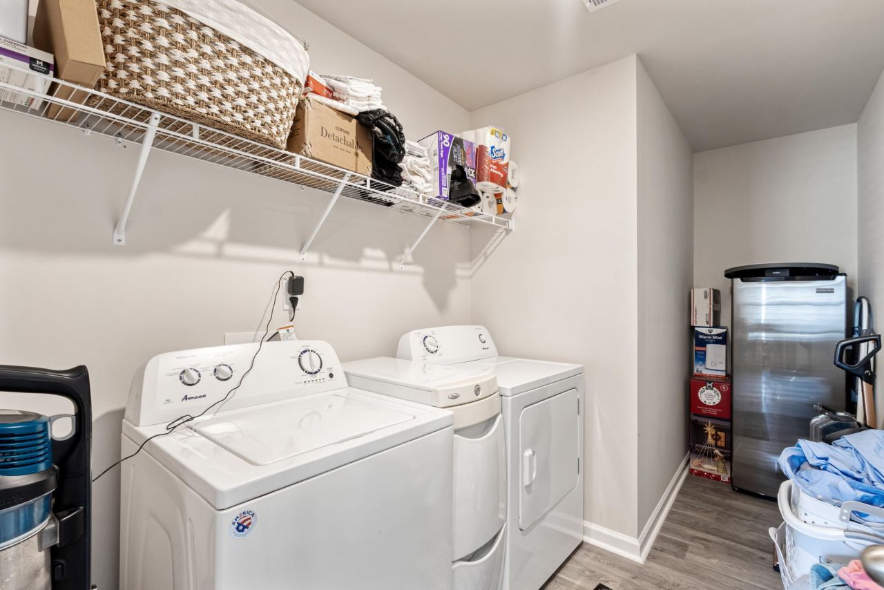 276 Country Grove Way Photo 18