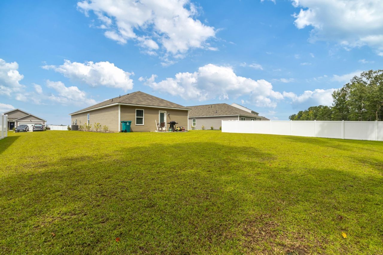 276 Country Grove Way Photo 23