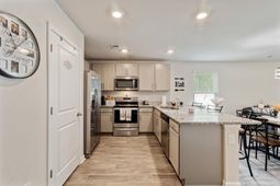 276 Country Grove Way photo 4