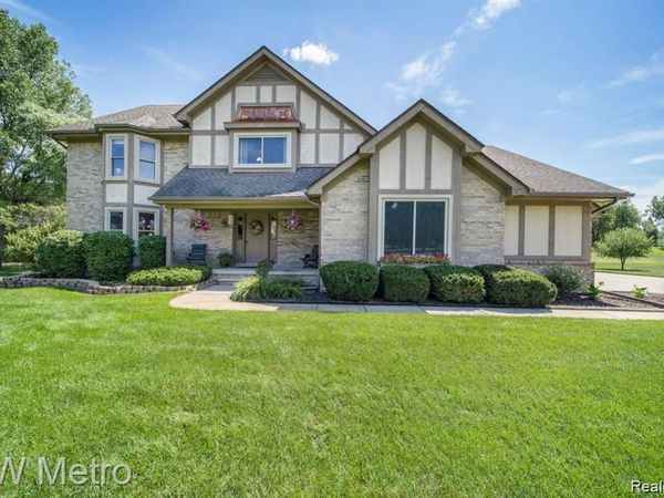 6886 Vail Court, Independence Twp, MI 48348