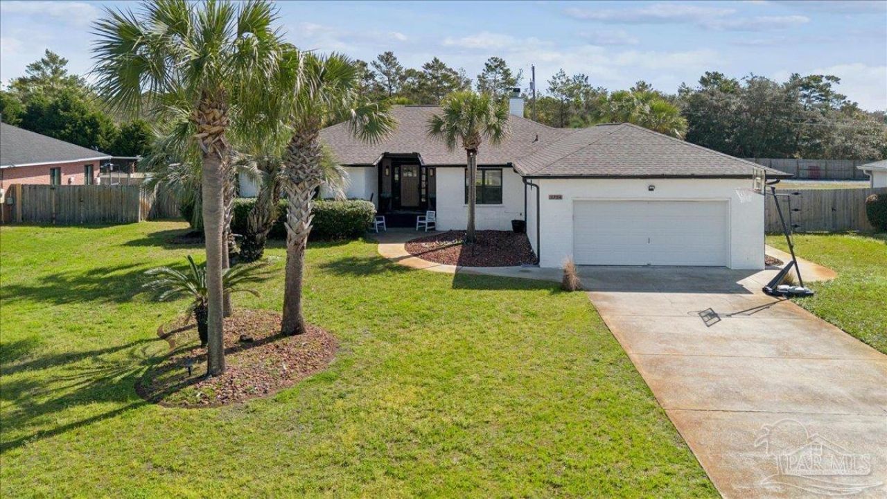 1724 Sea Lark Ln, Navarre, FL 32566 Main Photo