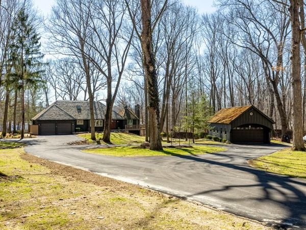 7343 Lucy Drive, Dexter, MI 48130