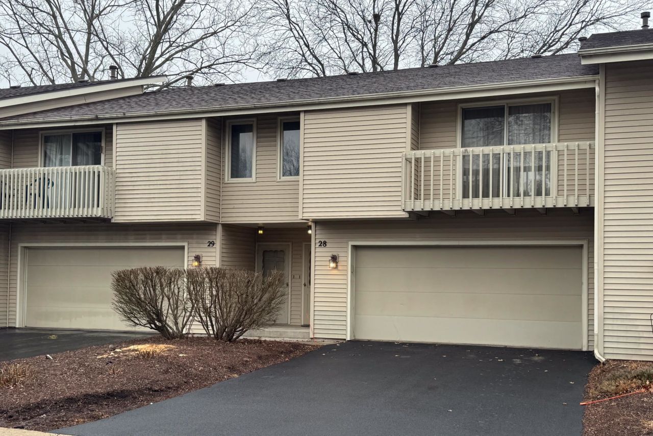 4653 High Point Drive #28, Rockford, IL 61114 Main Photo