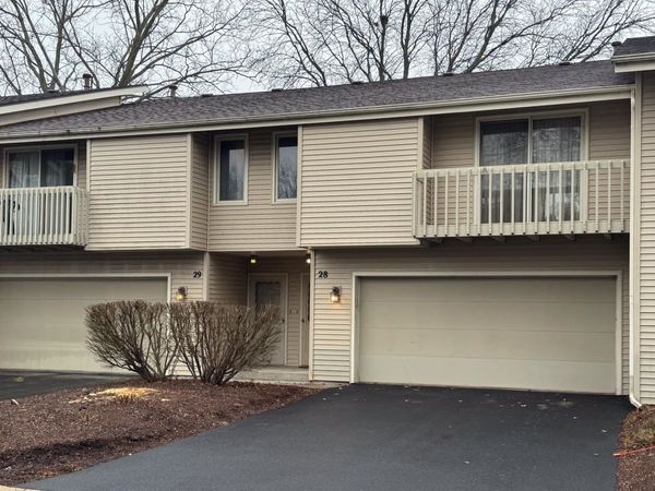 4653 High Point Drive #28, ROCKFORD, IL 61114