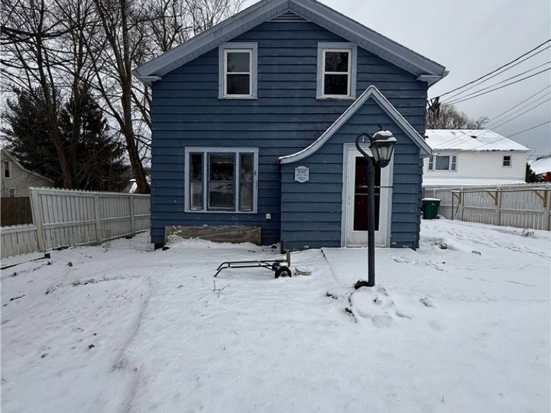 136 Ferris Avenue, Chardon, OH 44024 Photo 1