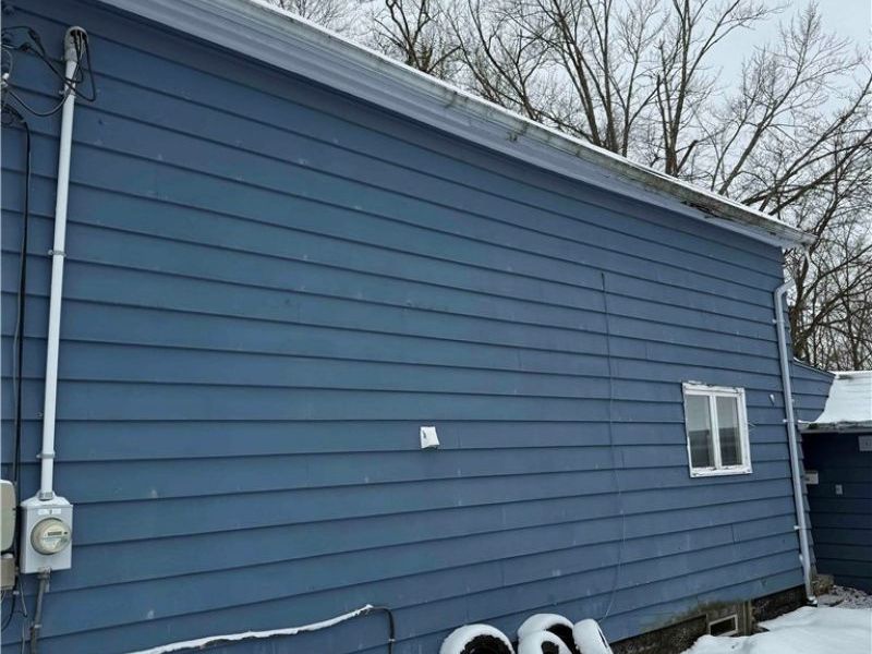 136 Ferris Avenue, Chardon, OH 44024 Photo 4