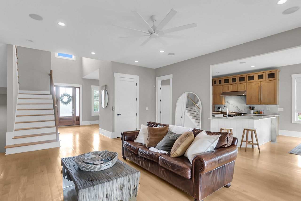 2504 Ballast Point Photo 15