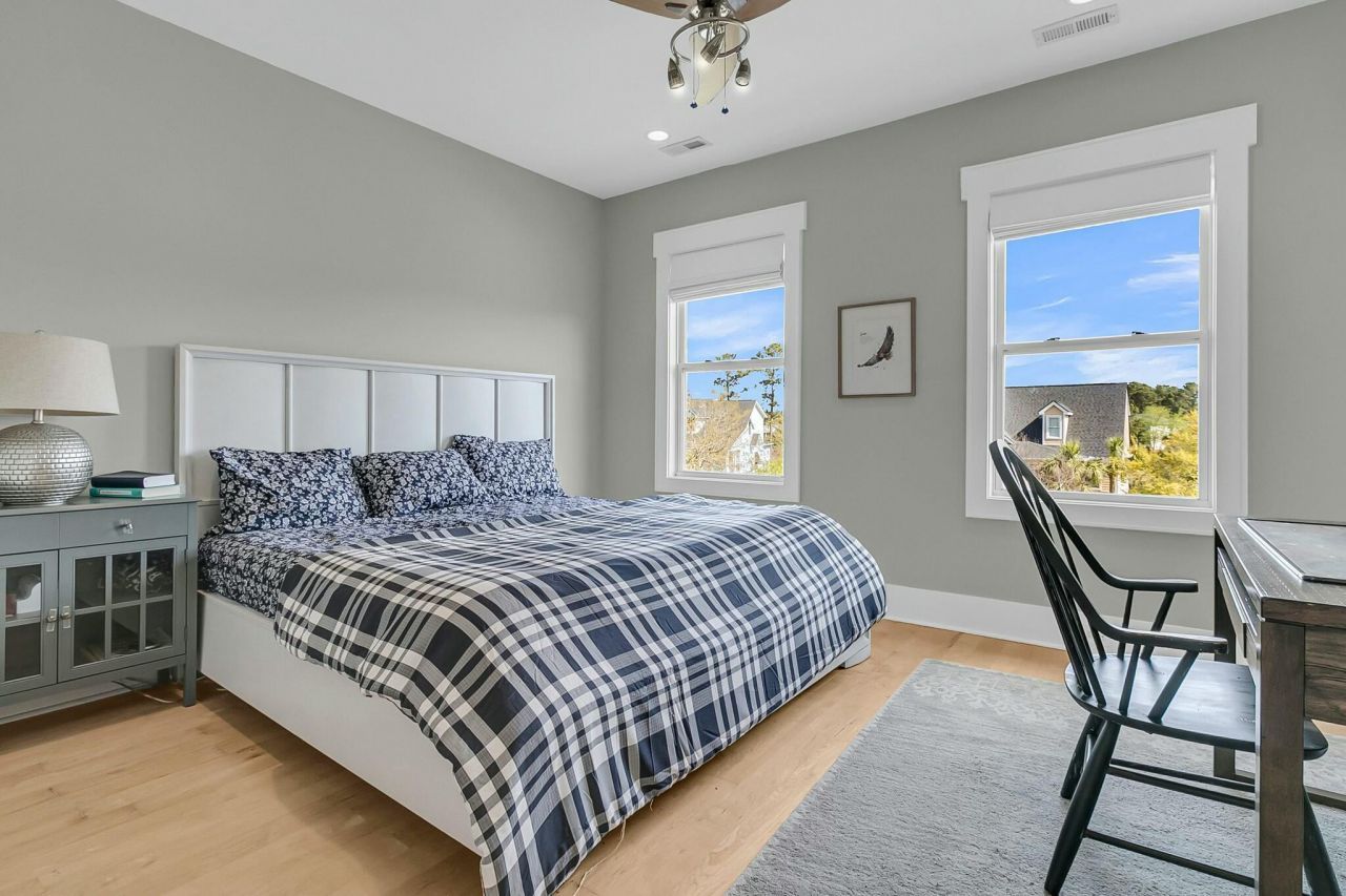 2504 Ballast Point Photo 36