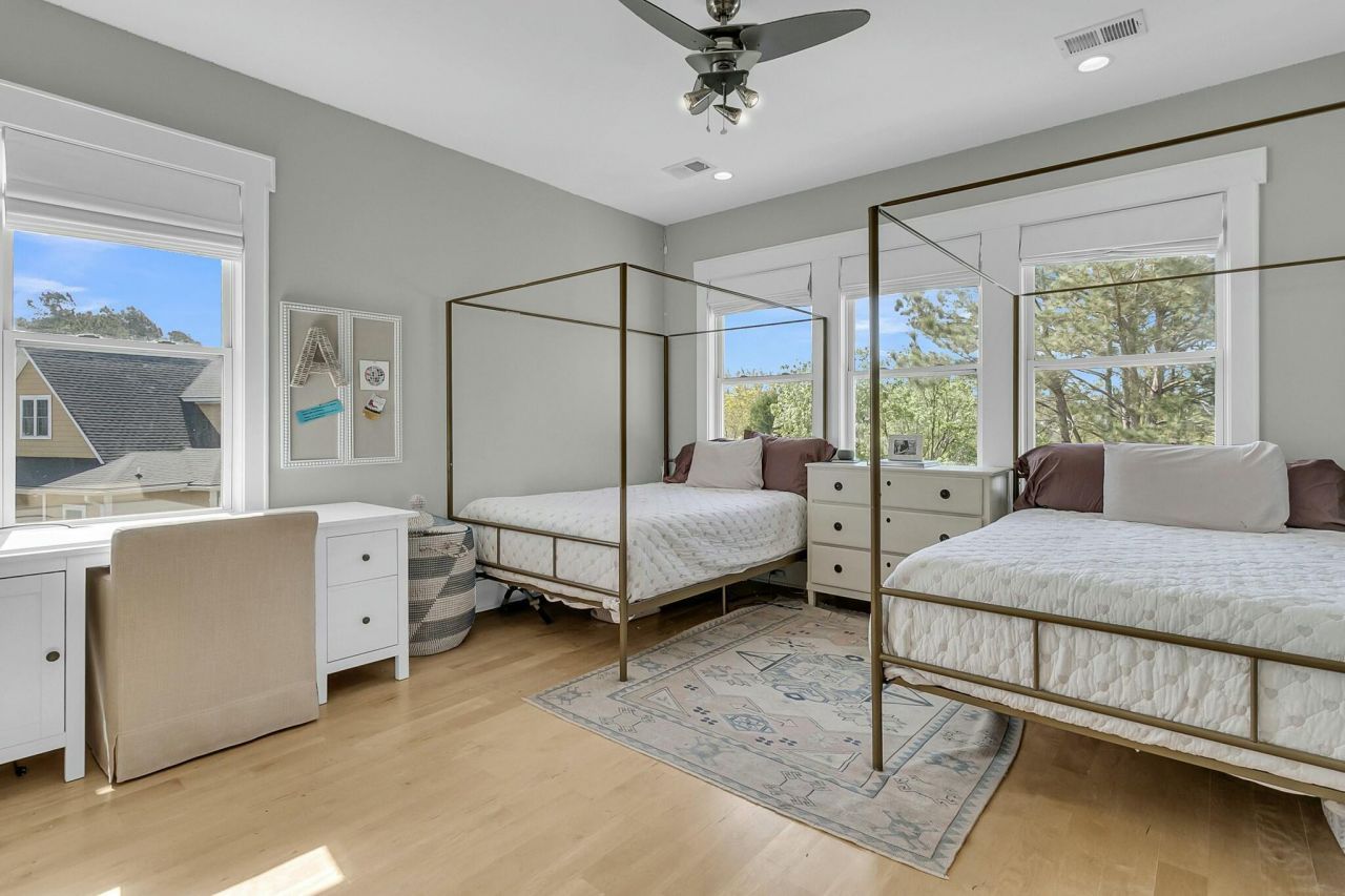 2504 Ballast Point Photo 37