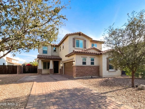 1099 E SOURWOOD Drive, Gilbert, AZ 85298