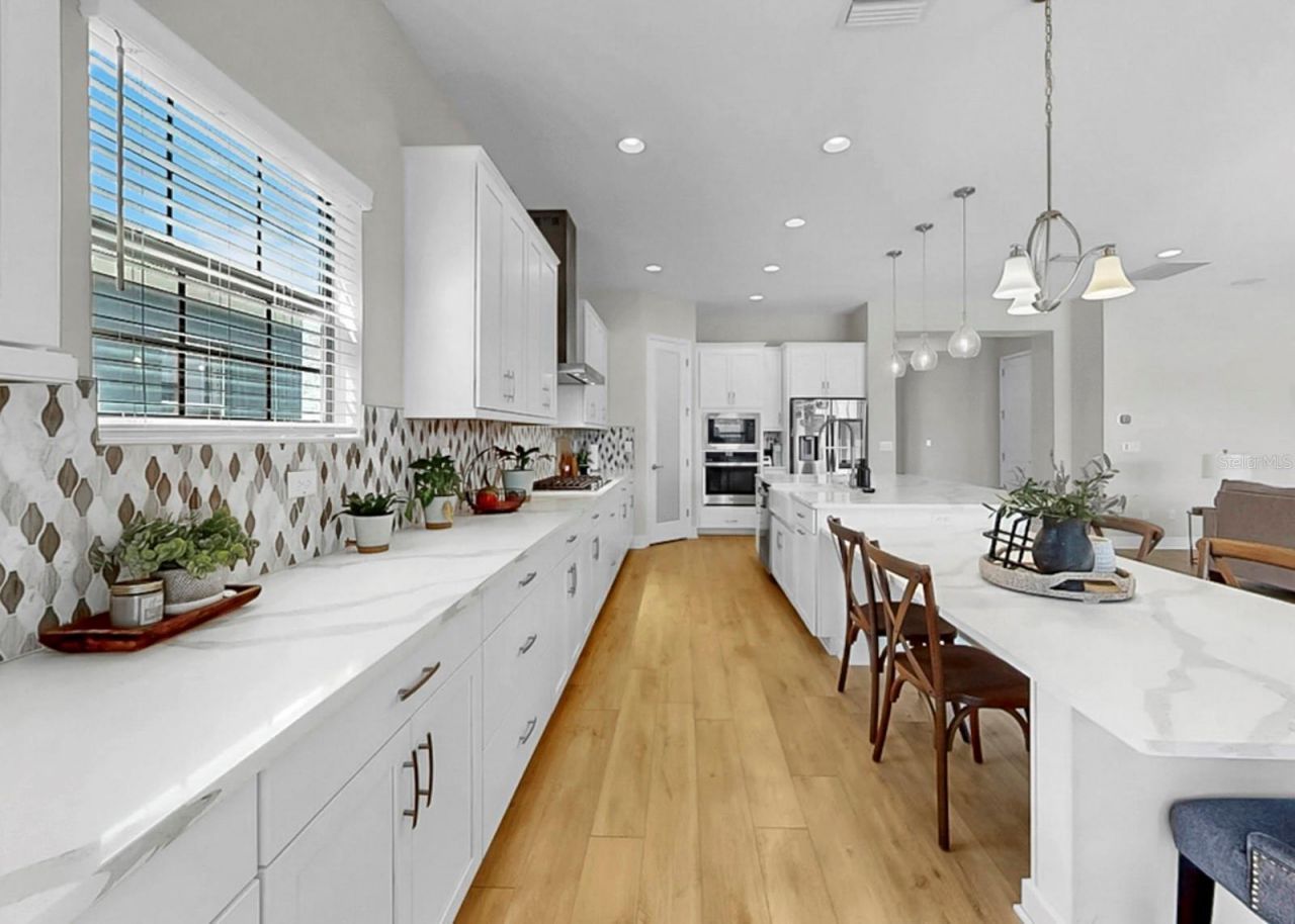 14261 Swiss Bridge Drive , Riverview, FL 33579 Photo