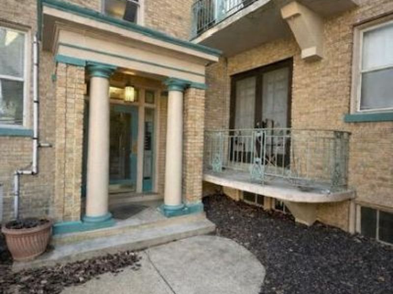 3896 Reading Road, Unit P, Cincinnati, OH 45229 Photo 2