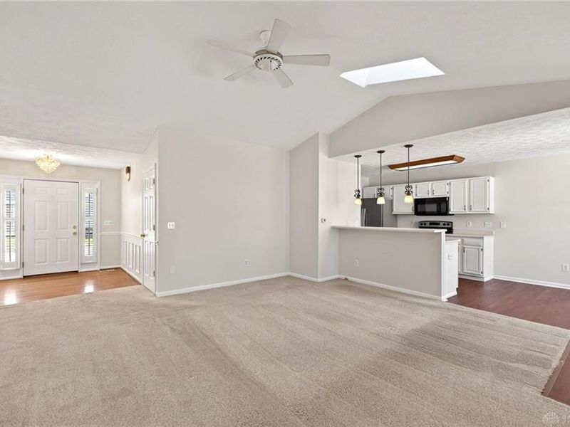 1525 Farrington Drive, Kettering, OH 45420 Photo 11