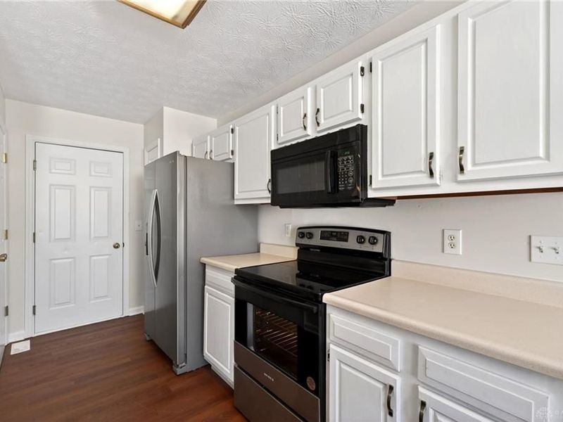 1525 Farrington Drive, Kettering, OH 45420 Photo 16