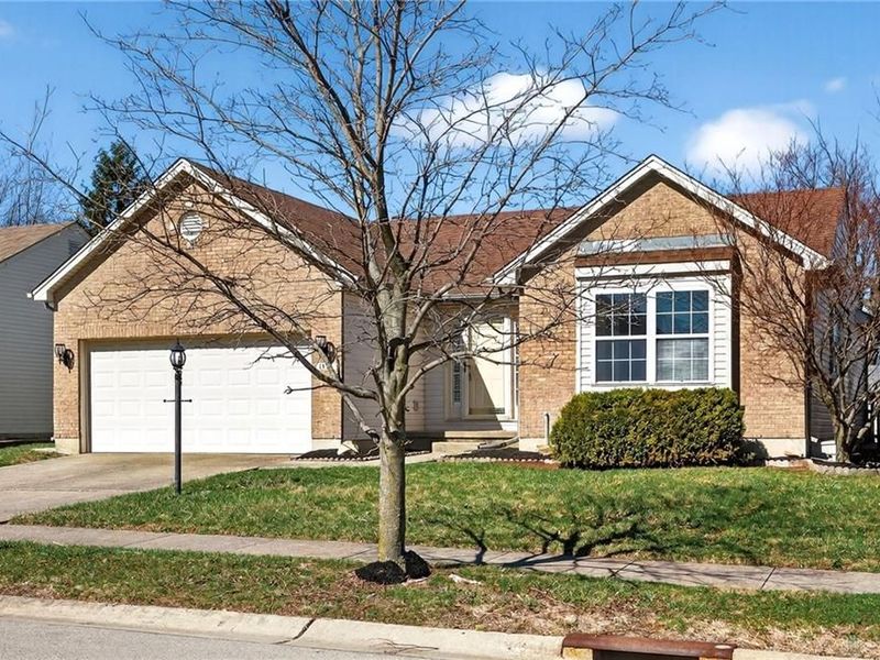 1525 Farrington Drive, Kettering, OH 45420 Photo 2