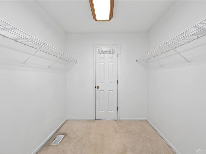 1525 Farrington Drive, Kettering, OH 45420 Photo 24