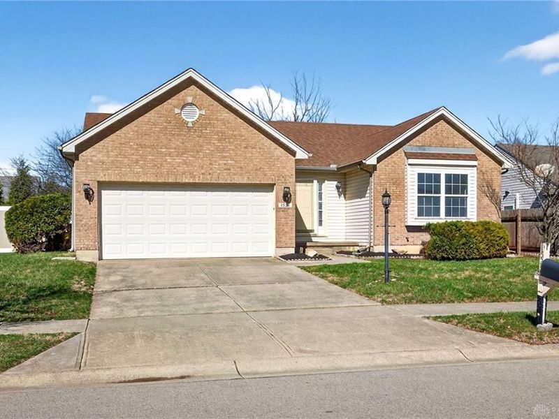 1525 Farrington Drive, Kettering, OH 45420 Photo 3