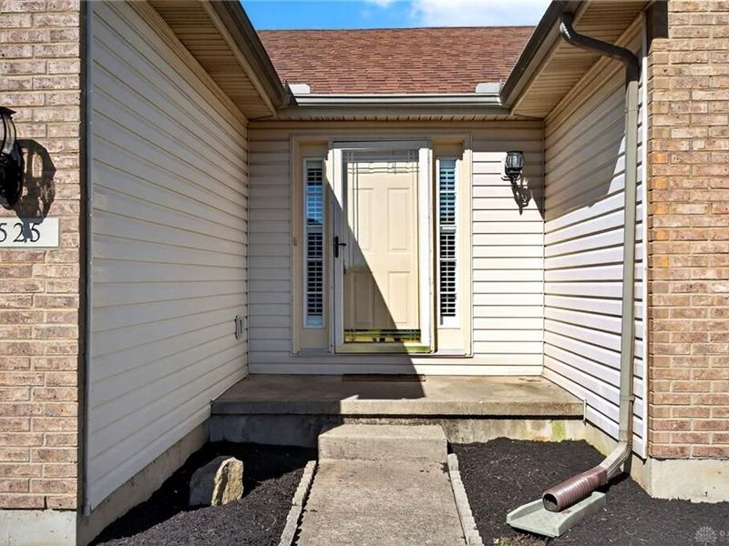 1525 Farrington Drive, Kettering, OH 45420 Photo 4