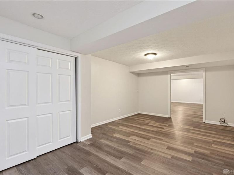 1525 Farrington Drive, Kettering, OH 45420 Photo 40