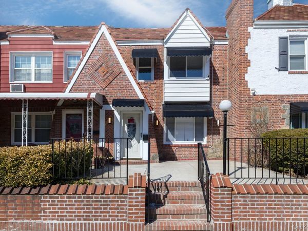 131-28 225th Street, Laurelton, NY 11413
