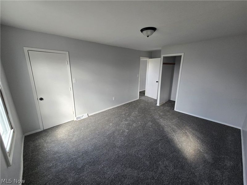 14 N Lorain Avenue N, Girard, OH 44420 Photo 11