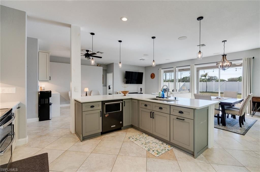 11200 Lakeland Cir, Fort Myers, FL 33913 Photo
