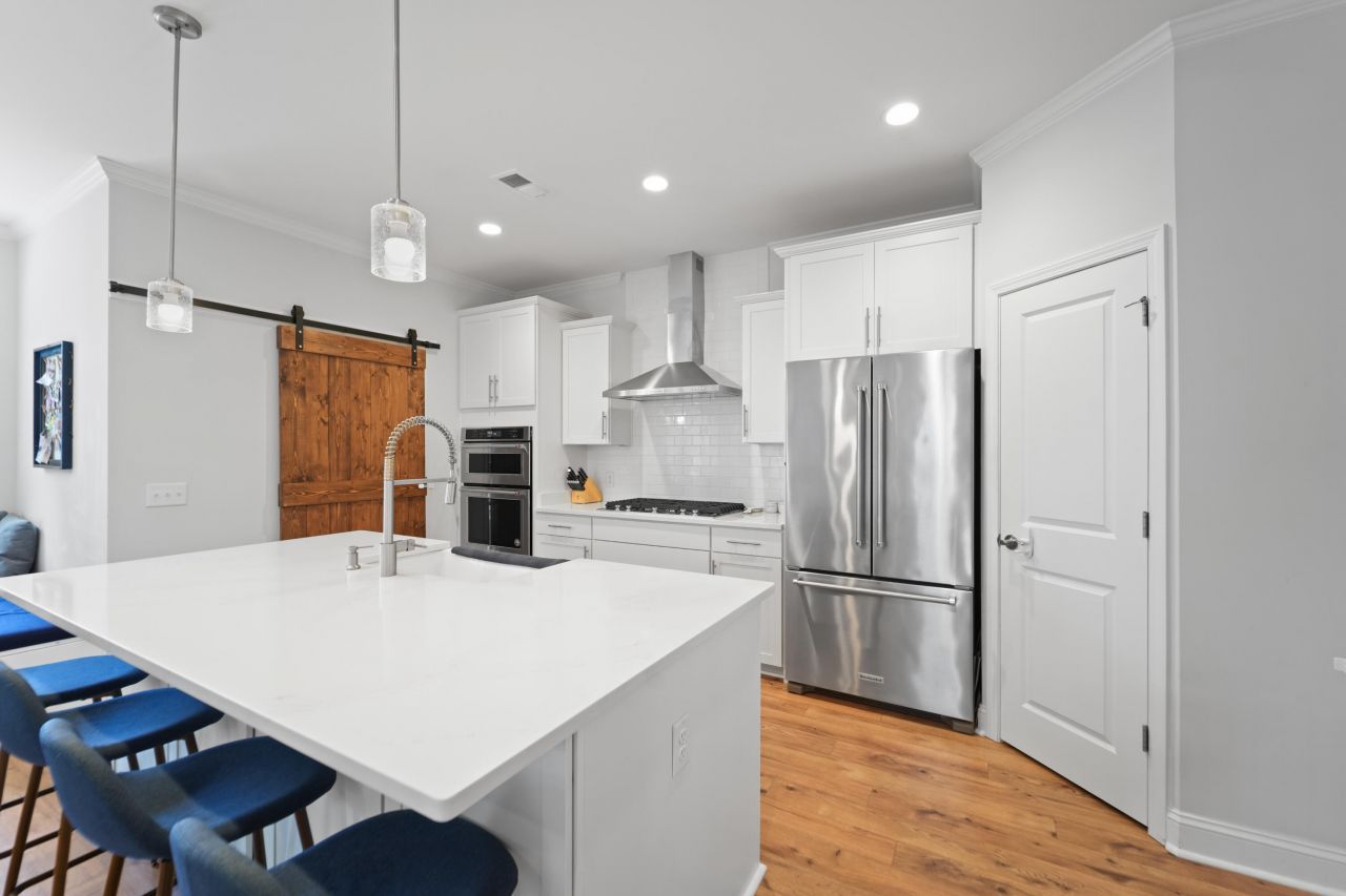 1806 Swing Lane Photo 14