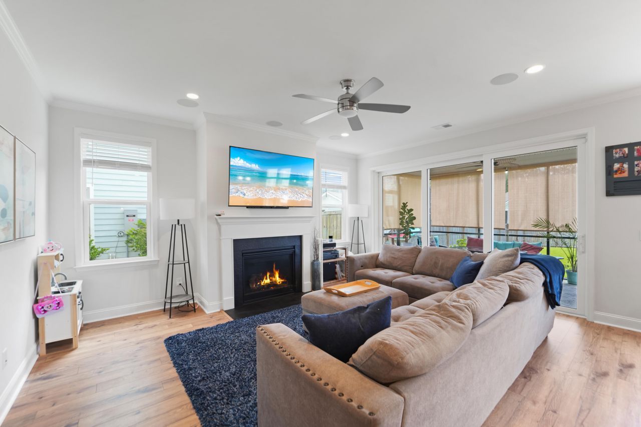 1806 Swing Lane Photo 4