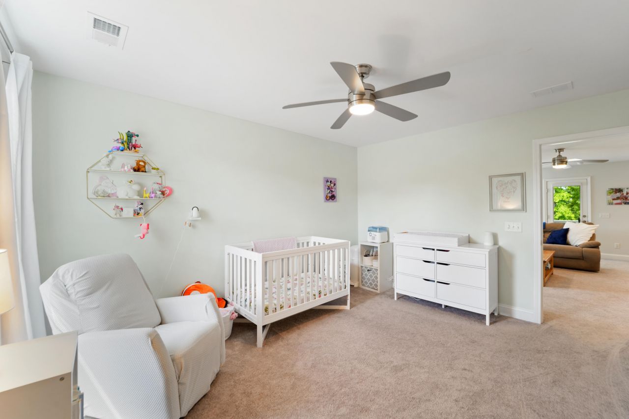 1806 Swing Lane Photo 45