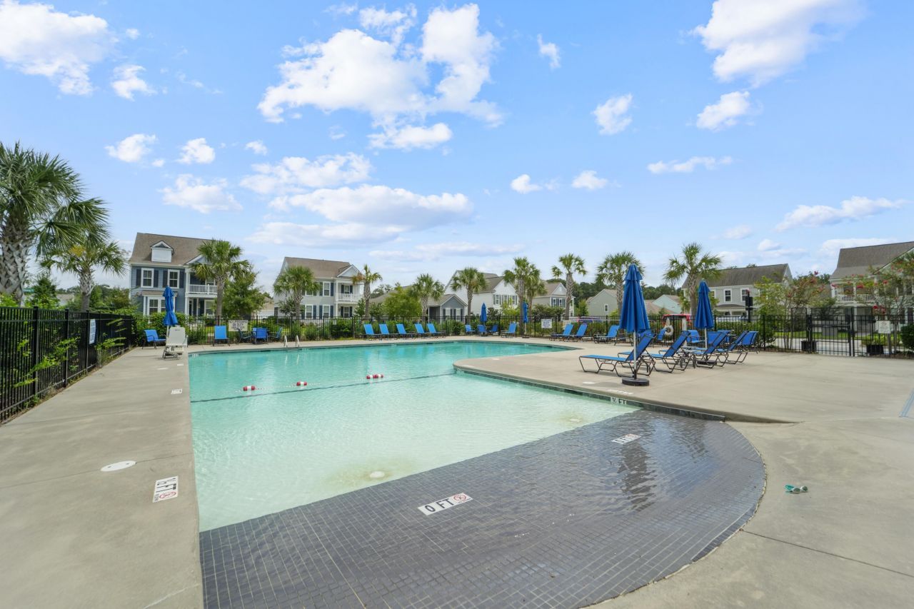 1806 Swing Lane Photo 59