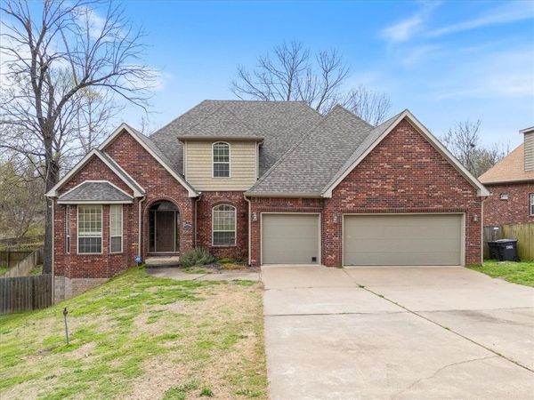 2427 Summer Oak Street, Springdale, AR 72762