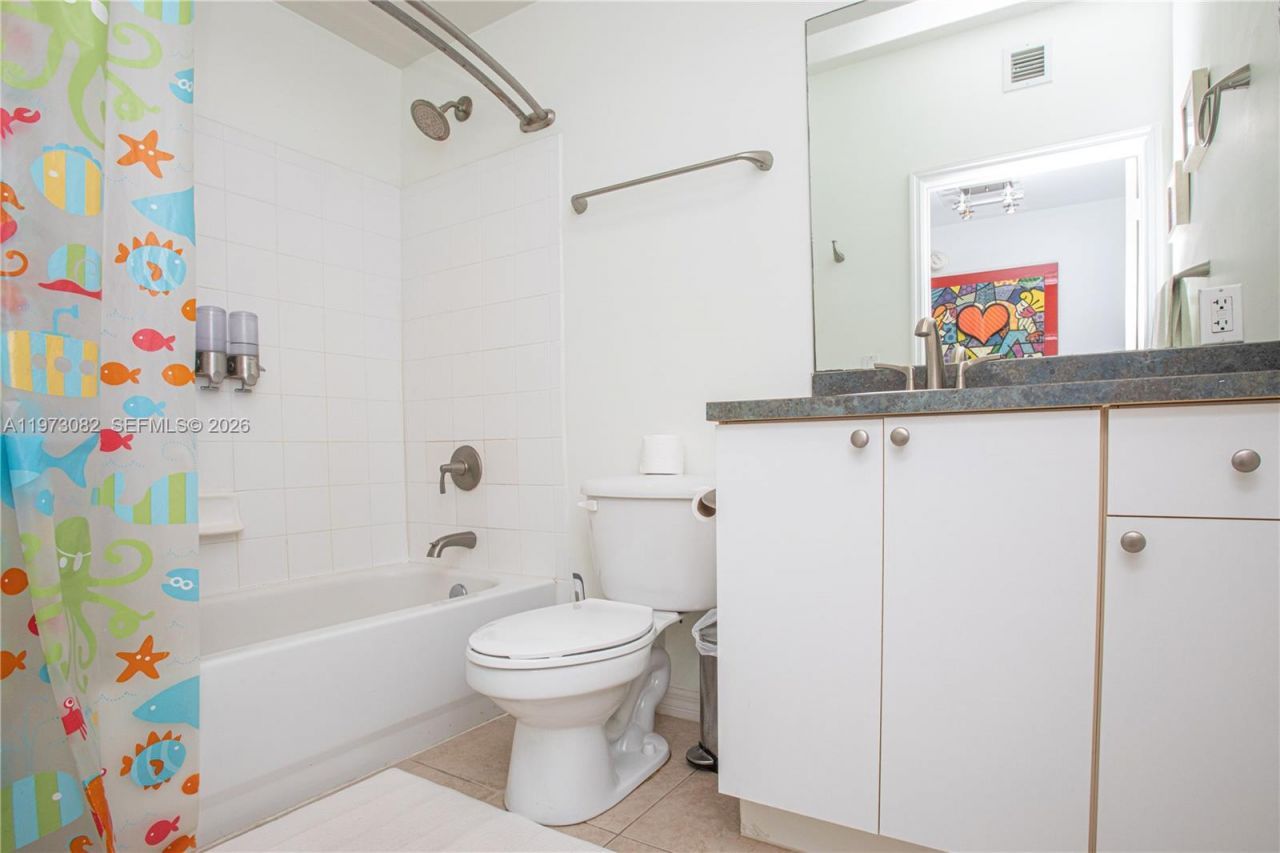 9172 NE Collins Ave , Unit 312, Surfside, FL 33154 Photo