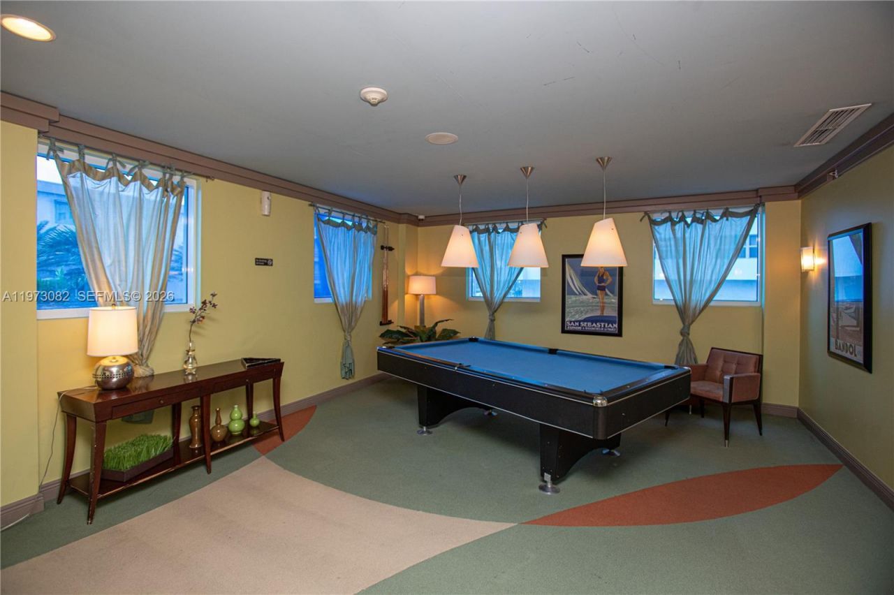 9172 NE Collins Ave , Unit 312, Surfside, FL 33154 Photo