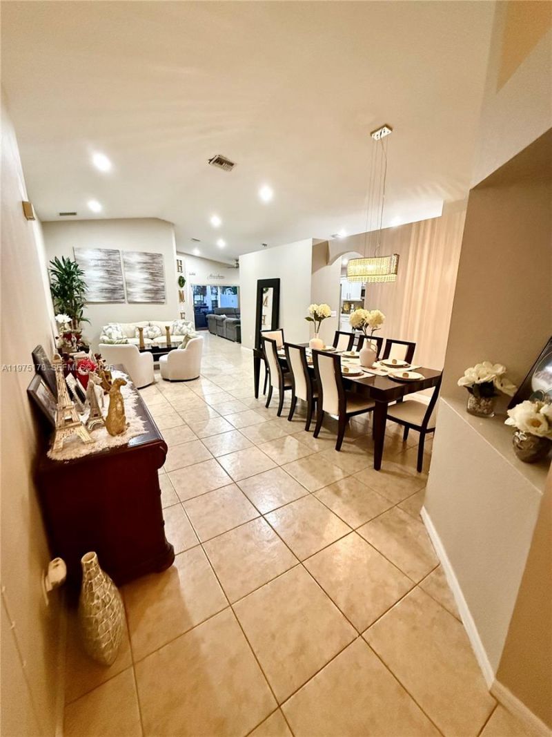 12718 SW 47th St, Miramar, FL 33027 Photo