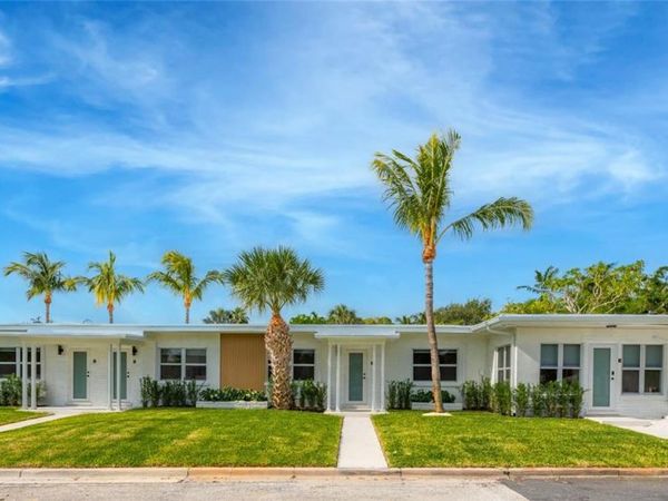 401 N 6th Ave N , Lake Worth, FL 33460