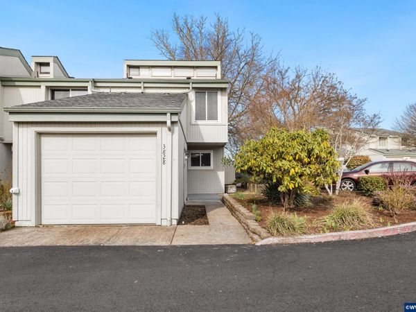 3828 Auburn Rd NE, Salem, OR 97301