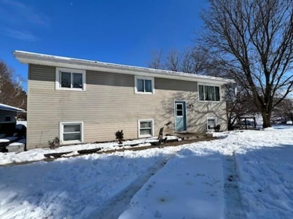 2452 Eaton Avenue SE, Buffalo, MN 55313