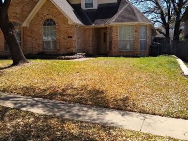 1807 Evergreen Court, Grapevine, TX 76051