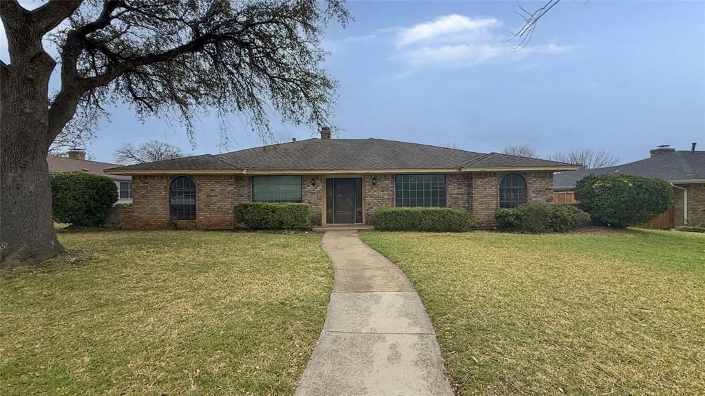 1004 Rosewood Drive, Desoto, TX 75115 Main Photo